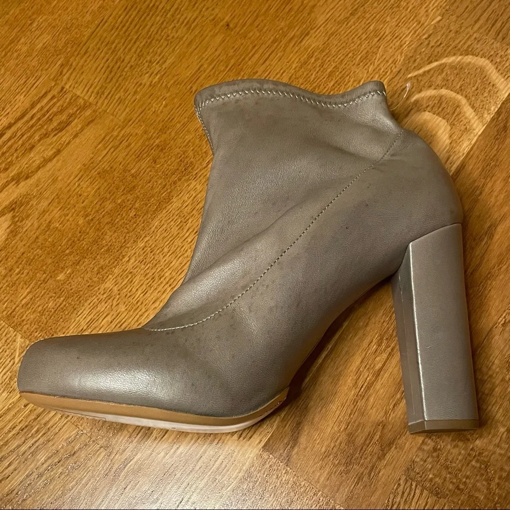 Chloe Grey Heeled Sock Bootie - Picture 4 of 15